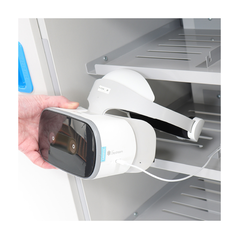 Lyte 16 Double Door VR USB A Mobile 5